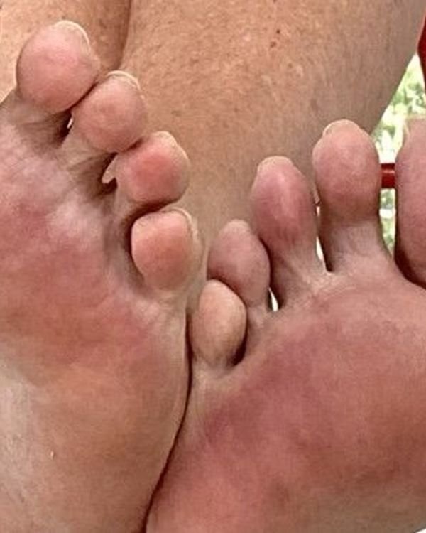 Toes, by Atelier Thom